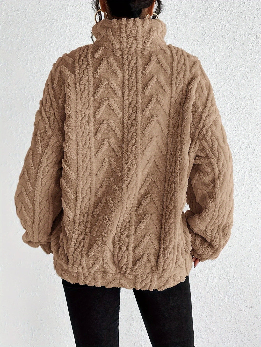 Dalia - Luxe Cable-Knit Fleece Sweatshirt