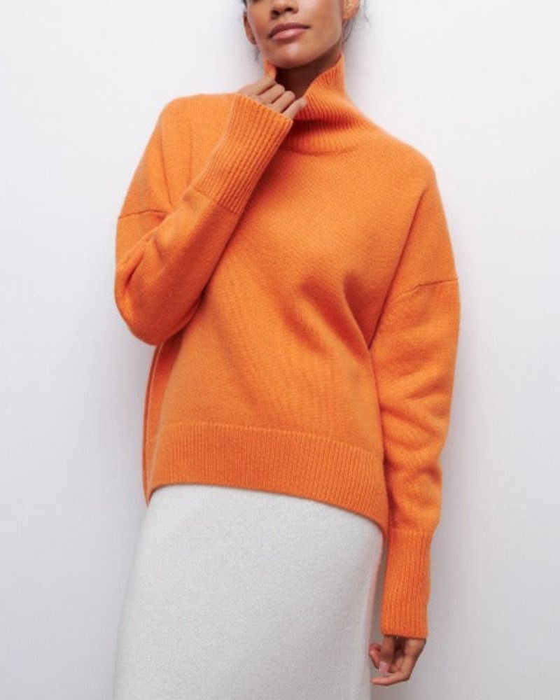 Lily - Turtleneck Sweater